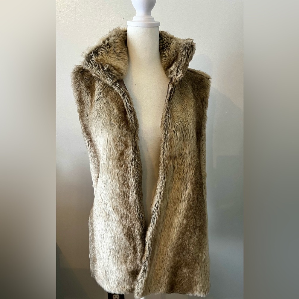 89th & Madison Faux Fur Vest